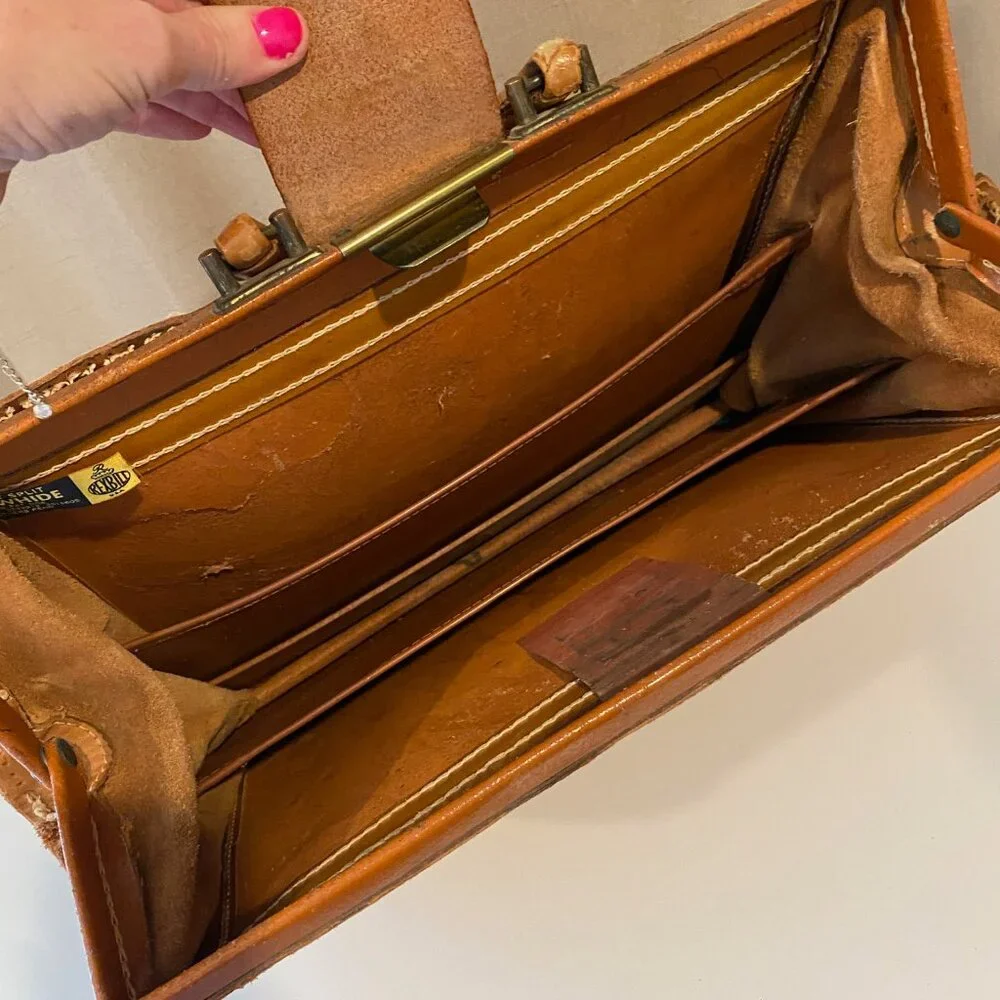Vintage RexBilt Genuine Cowhide Leather Doctor’s Bag‎ Briefcase 13